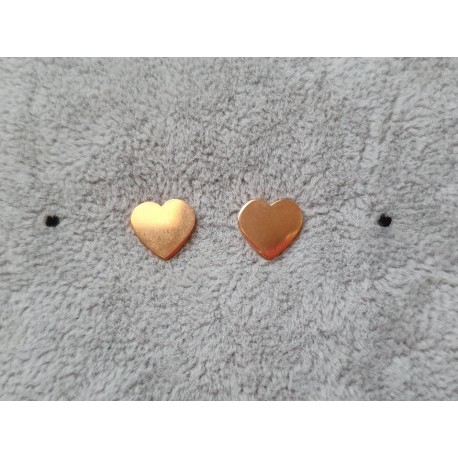 Ear studs heart