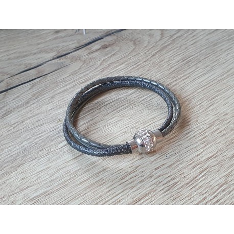 Zilverkleurige armband