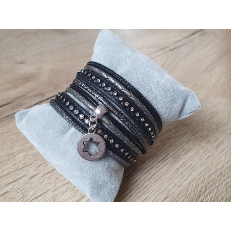 Zwarte wikkelarmband